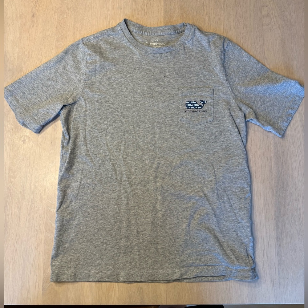 NEW Vineyard Vines boys T-shirt